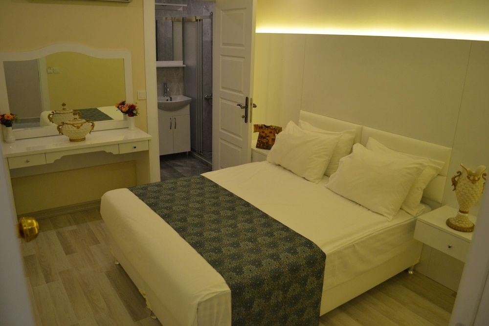 undefined Seven Days Hotel 5