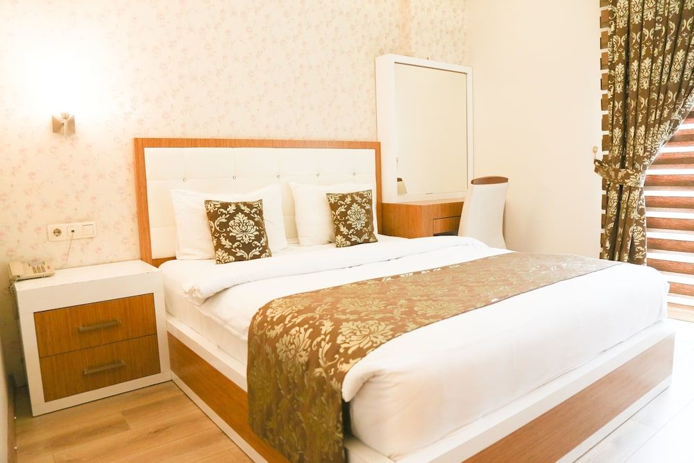 Cebeciler Otel Double or Twin Room 3
