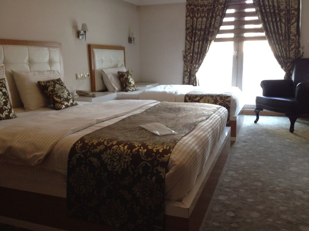 undefined Cebeciler Otel 3