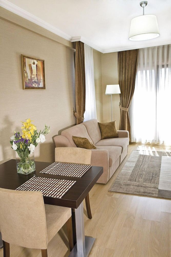 Belle Maison Residence Family Apartment, 1 Bedroom, Kitchenette, City View 8