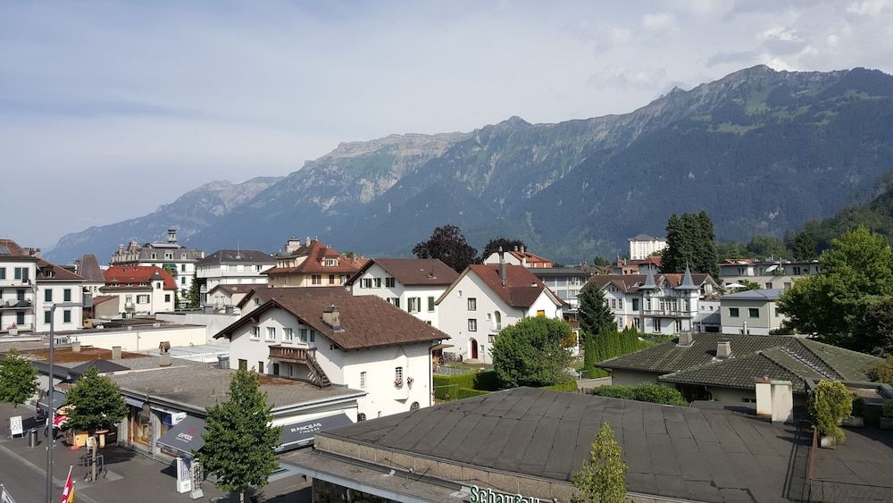 Hotel Bernerhof Standard Twin Room, 2 Twin Beds 5