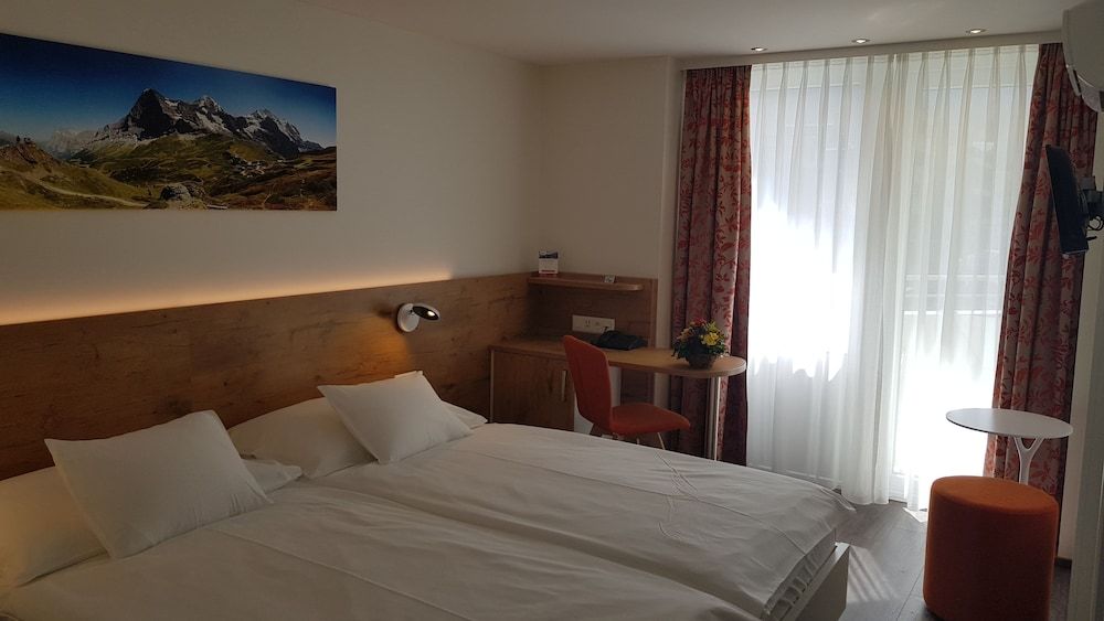 Superior Triple Room, Mountain View, Mountainside