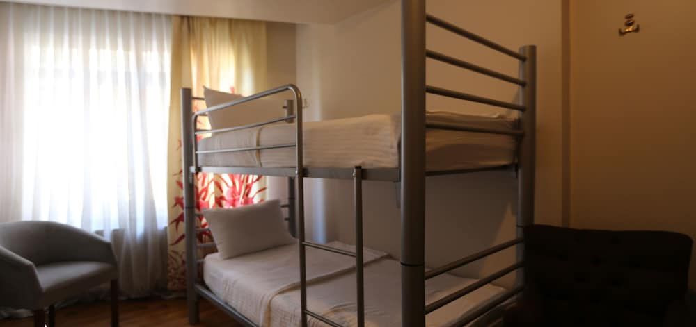 undefined Bristol Hostel 5