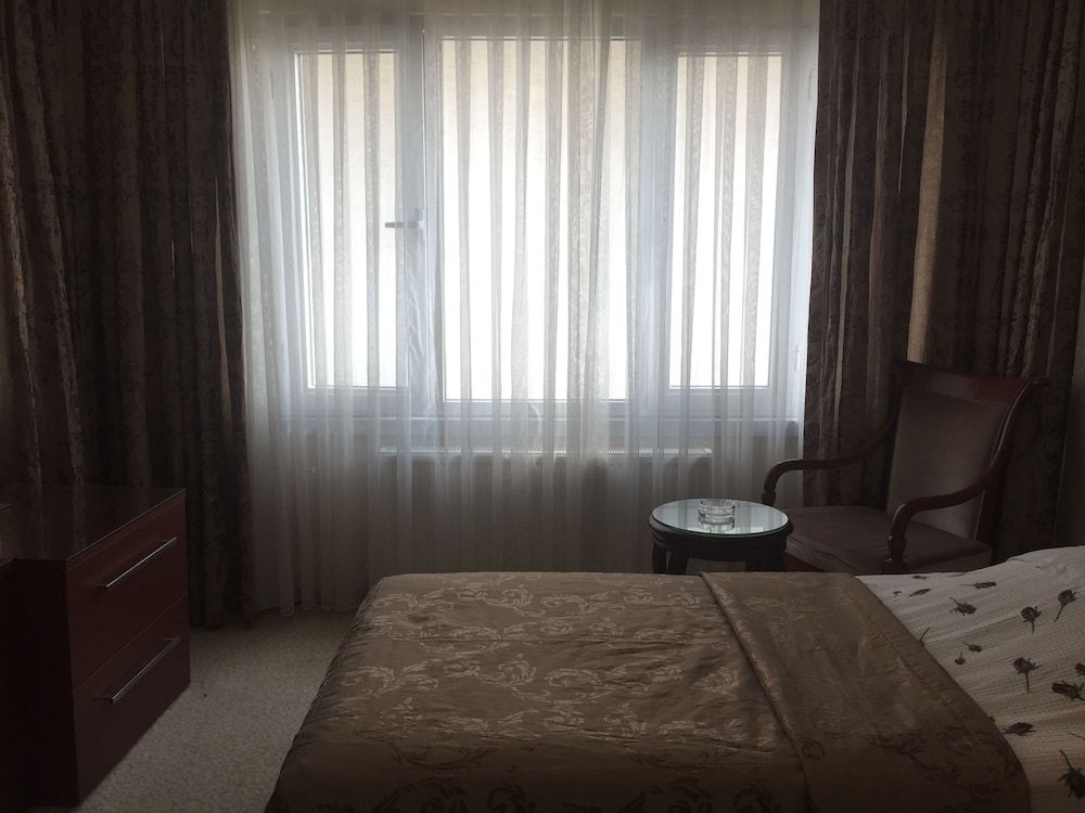 Pen Hotel Standard Single Room 4