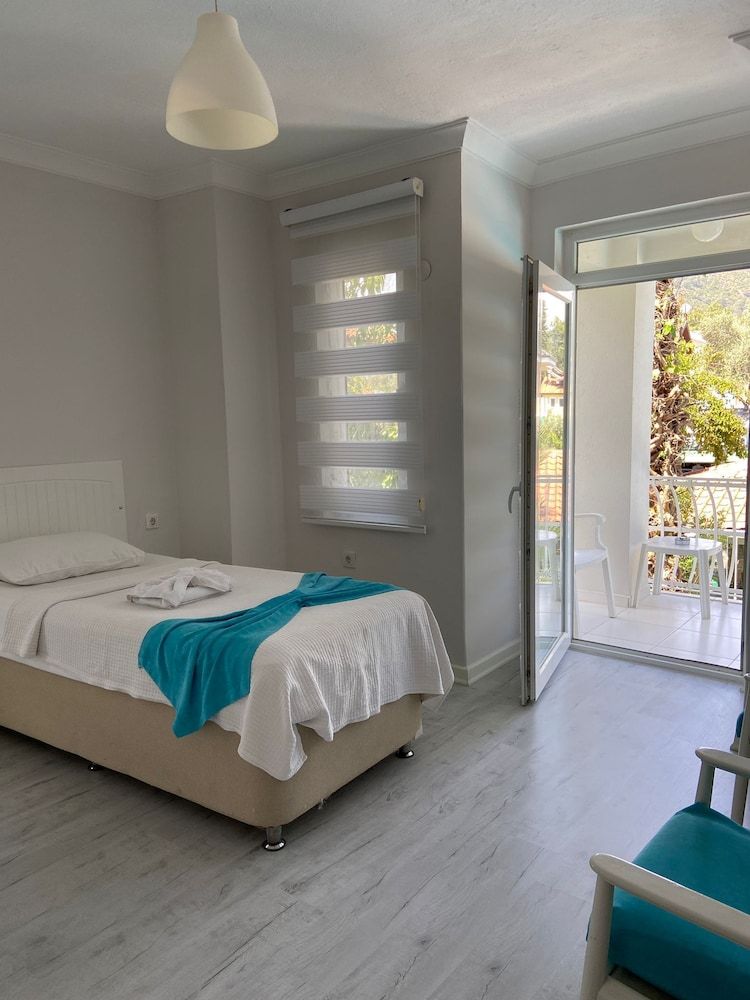 Göcek Selya Hotel Family Room 5