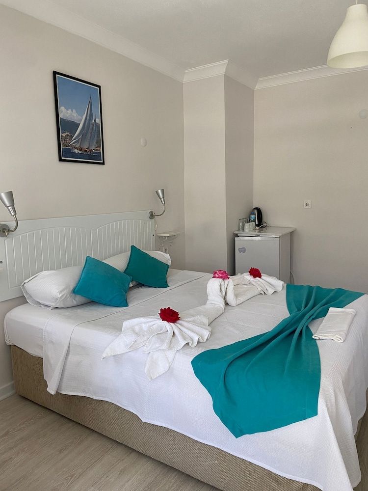 Göcek Selya Hotel Family Room 9