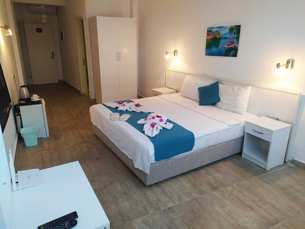 Alya Hotel Gocek Economy Semi-Basement Room Without Balcony 2