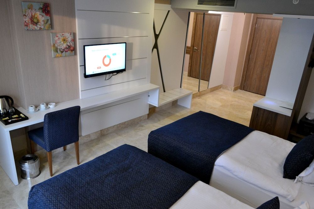 Extenso Hotel Standard Twin Room 4