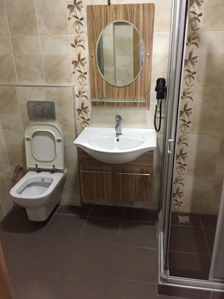 Aslan Home Apart Standard Triple Room 19