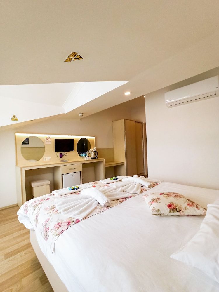 Hotel Seril 2 Economy Double Room