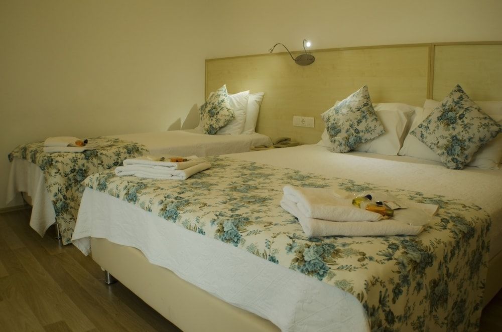 Hotel Seril 2 Standard Triple Room 6