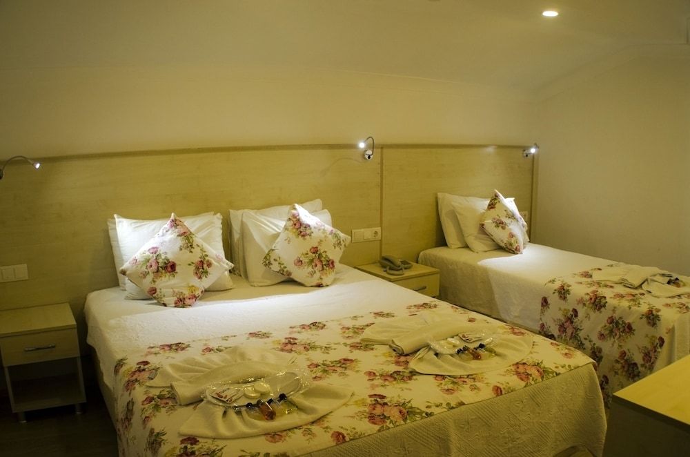 Hotel Seril 2 Standard Triple Room 4