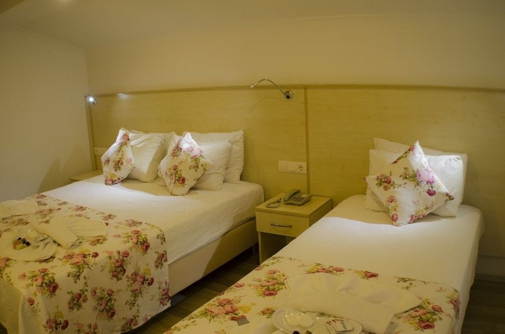 Hotel Seril 2 Standard Triple Room 2