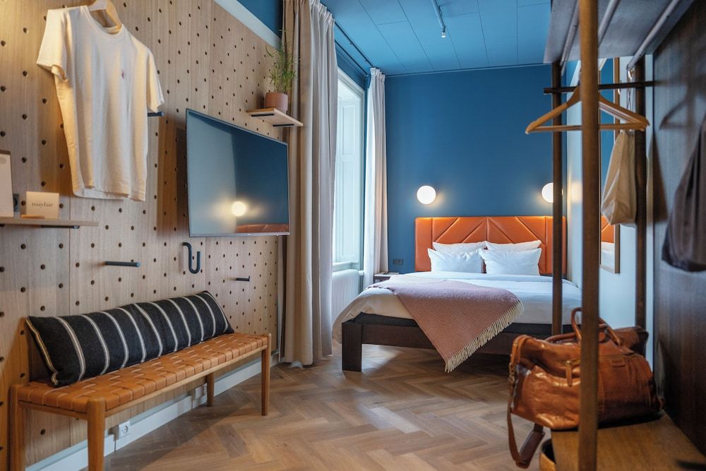 Hotel Mayfair Economy Double Room