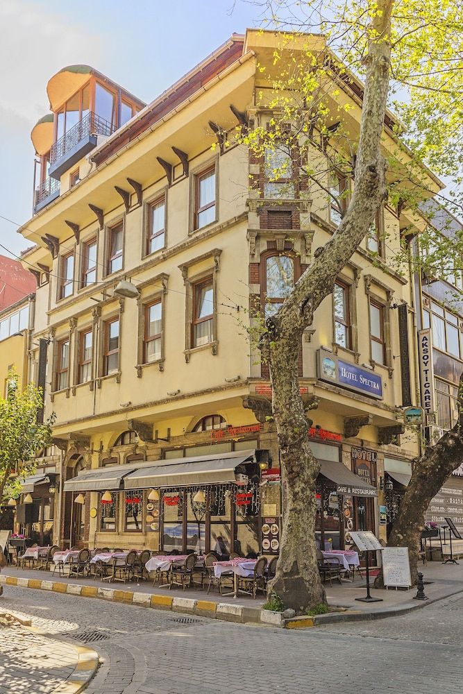 undefined Spectra Hotel 8