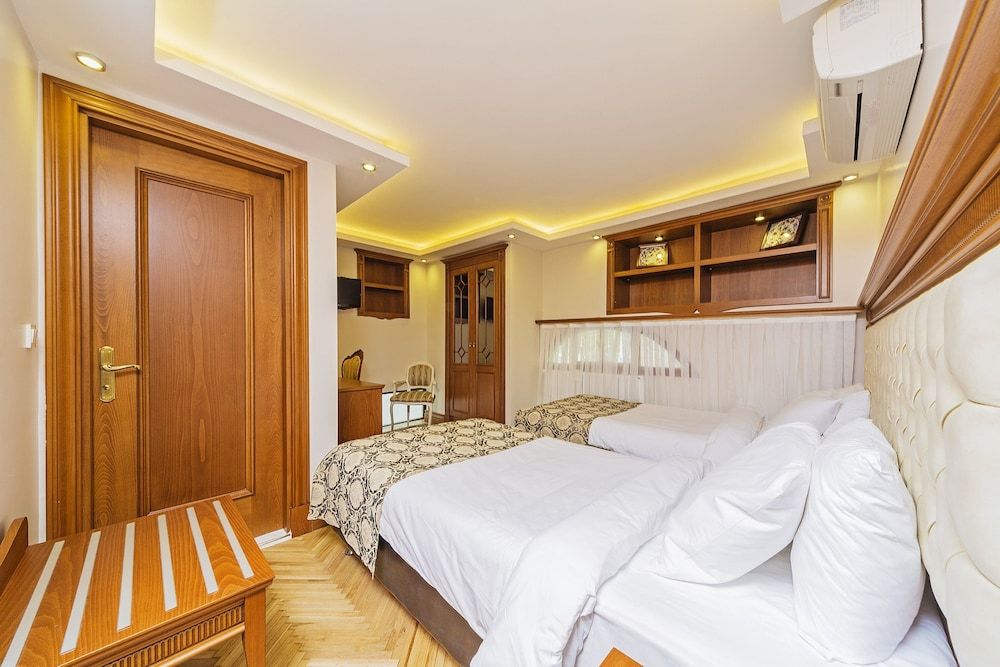 Spectra Hotel Economy Twin Room