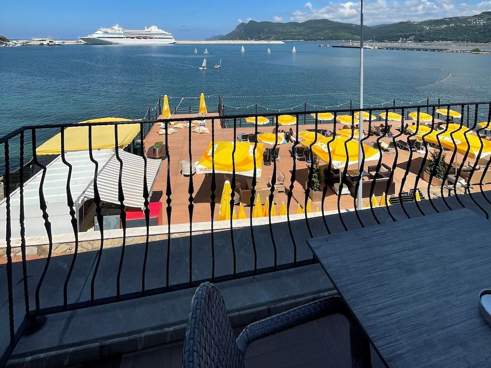 Northdoor Hotel Comfort Triple Room 3