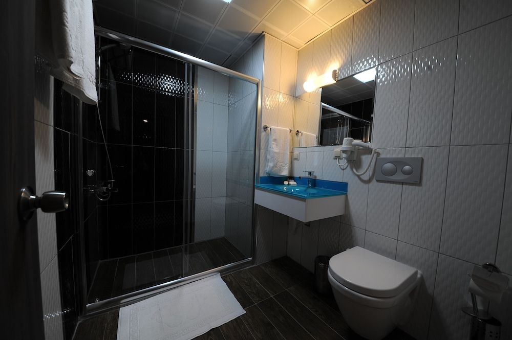 Usak Yucel Hotel Standard Double Room 7