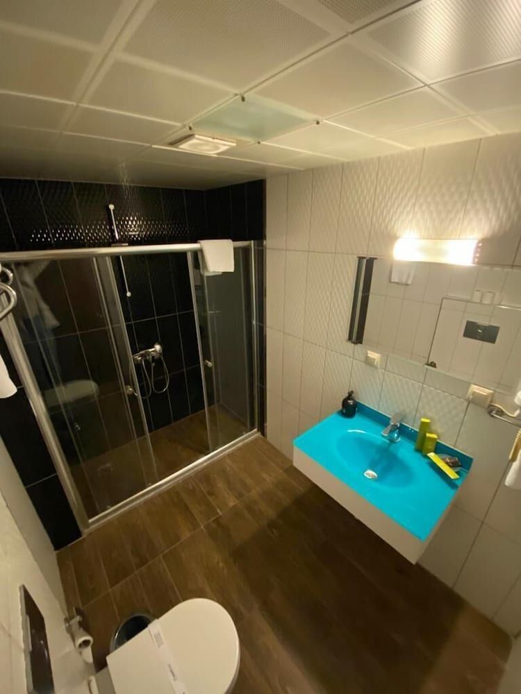 Usak Yucel Hotel Deluxe Double Room 13