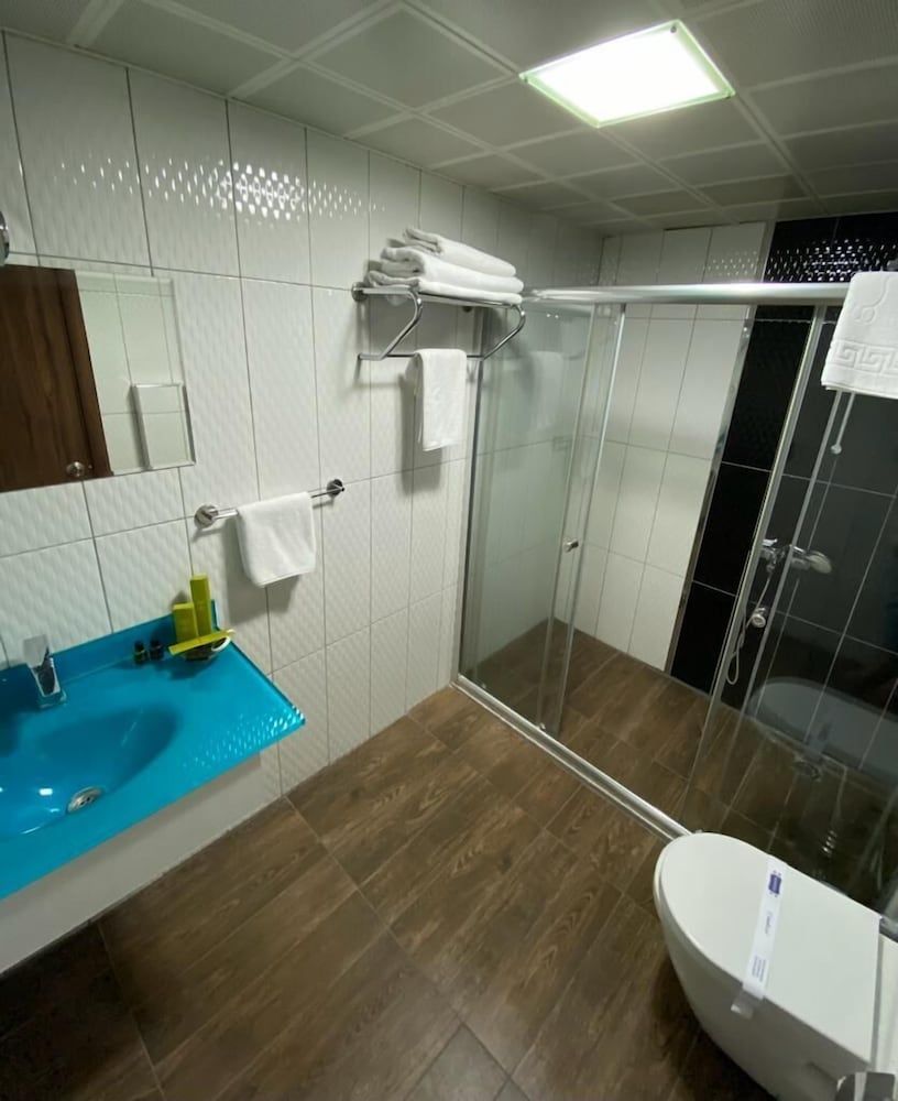 Usak Yucel Hotel Deluxe Double Room 12