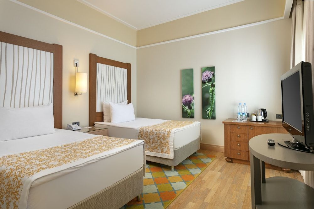 Xanadu Island Hotel - All Inclusive Begonville Suite