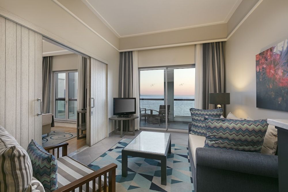 Xanadu Island Hotel - All Inclusive Suite (Sunset) 5