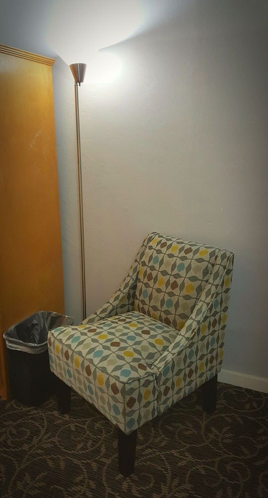 Garden View Inn Deluxe Double Room 3