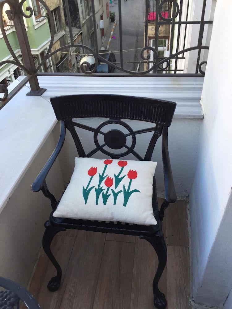 undefined The White Swan Suites Beyoglu 10