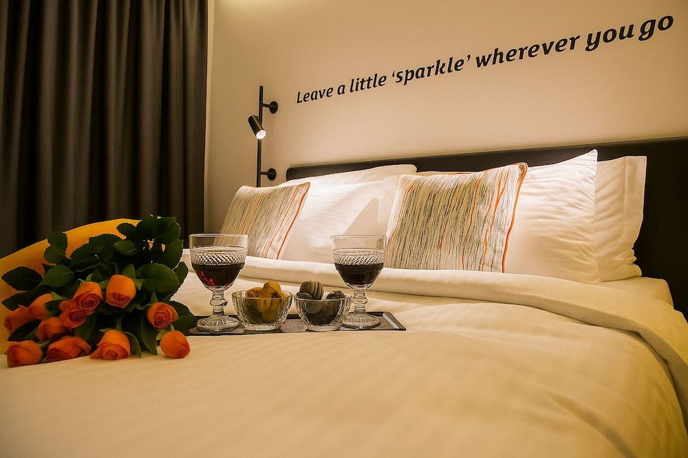 Sparkle Hotel Standard Double Room, 1 Queen Bed 2