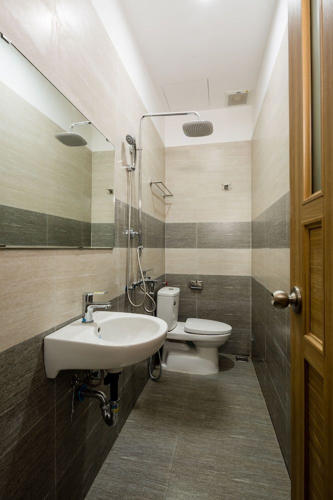 undefined Fedora Hostel 7