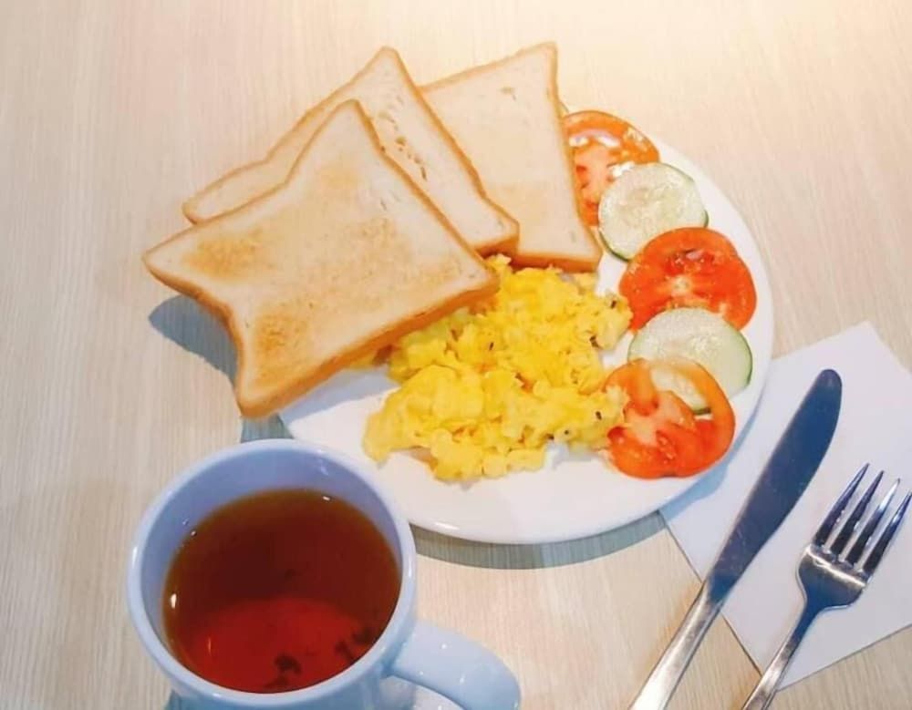 undefined Fedora Hostel 10