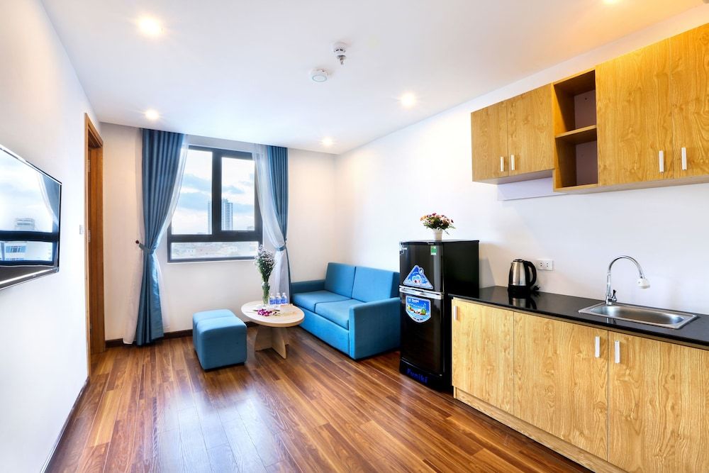 Ngoc Lan Hotel 1 Bedroom Apartment, Sea View 9