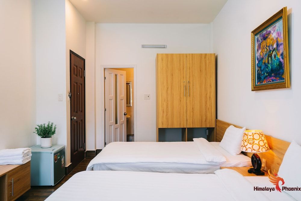 undefined Himalaya Phoenix Hotel 8