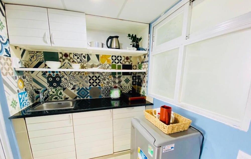 undefined The Homee Cozy Modern Studio Apartment 5