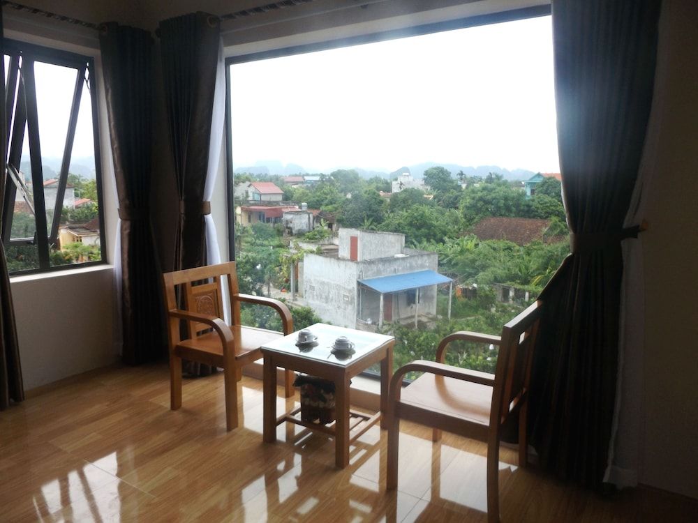 Ninh Binh Riverside Homestay 2 Deluxe Family Room, Mountain View 4