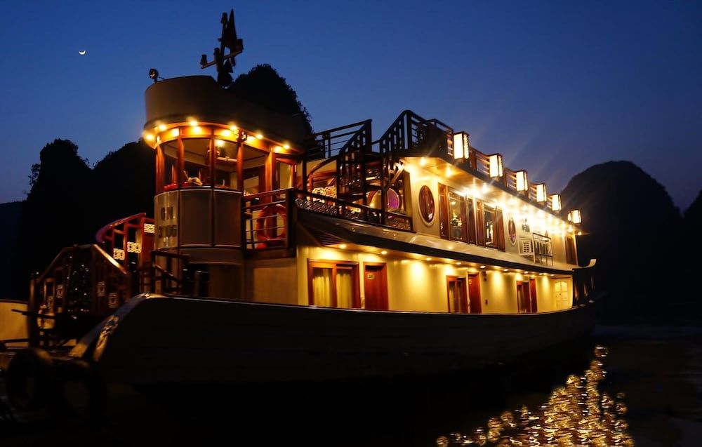 undefined Oriental Sails 5