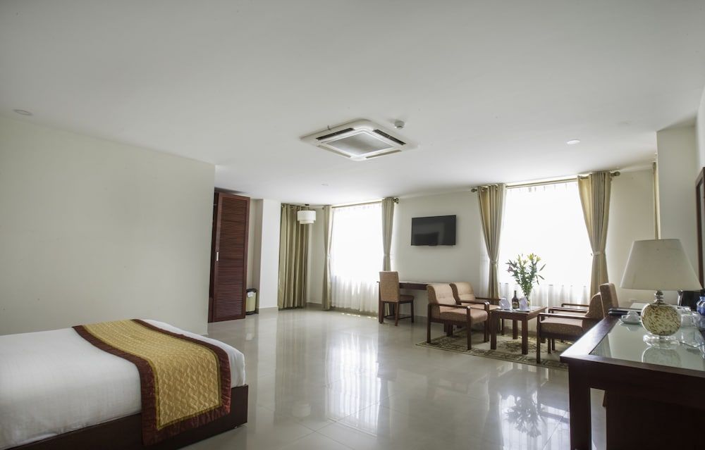 undefined Luxe Hotel