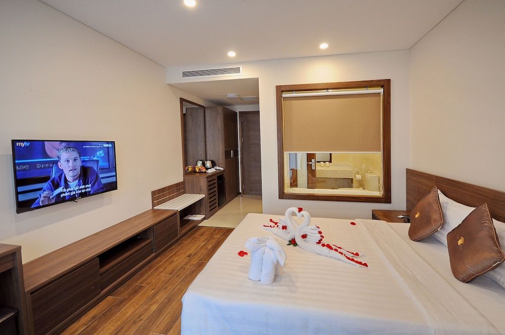 Deluxe Double or Twin Room, Balcony, Sea View