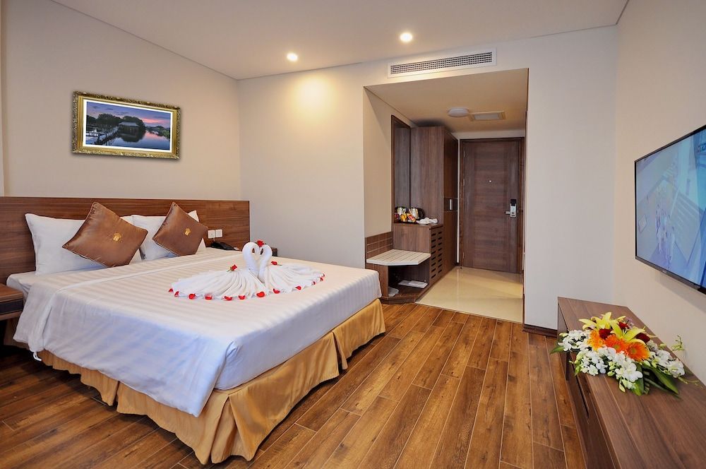 Superior Double or Twin Room, City View