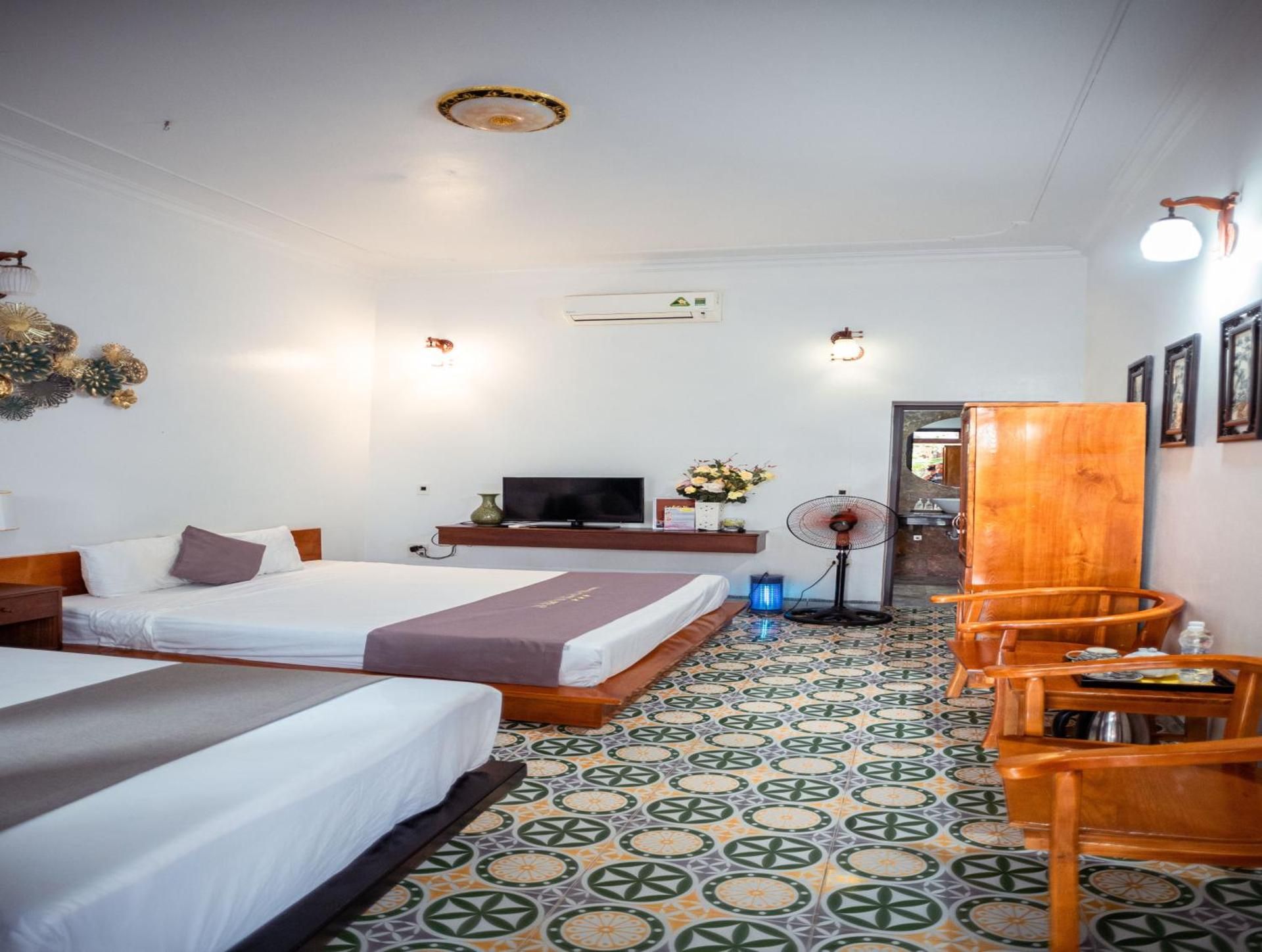 Triple Room with View