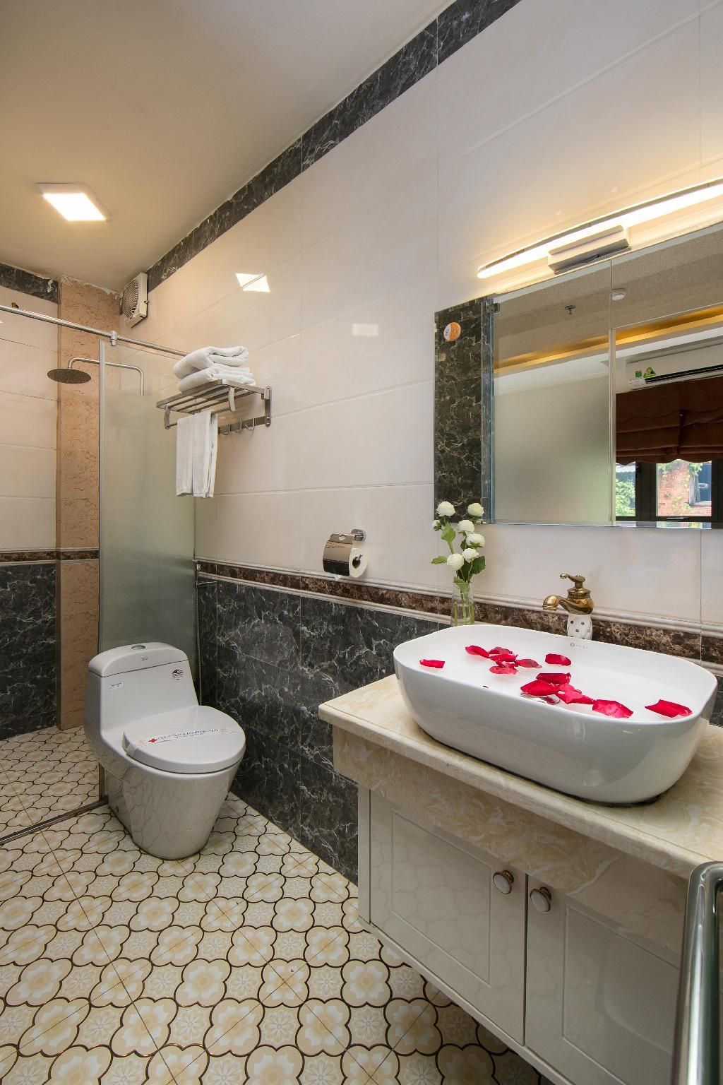 undefined Trang Trang Premium Hotel 6