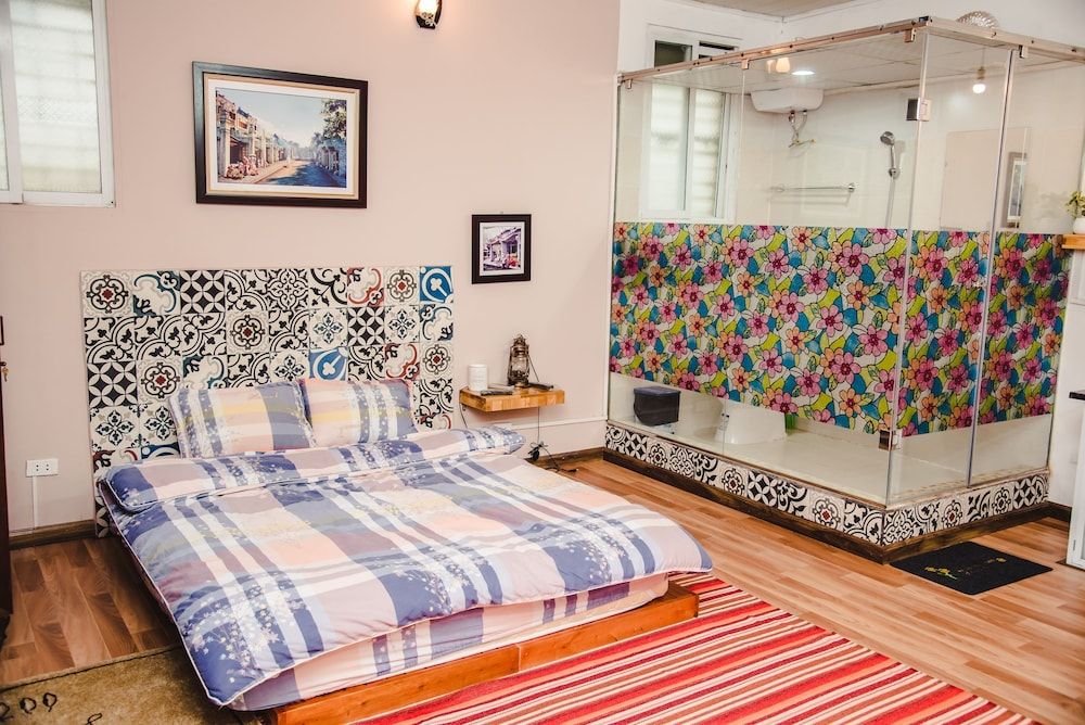 Hanah's Tiny Hanoi Homestay White Flat 4