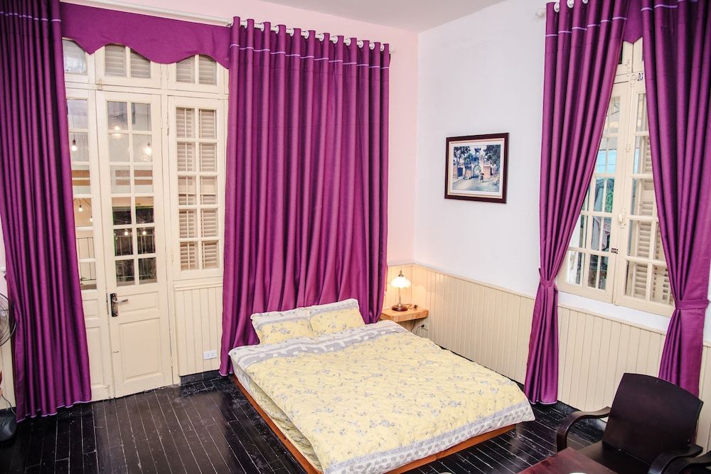 Purple Flat