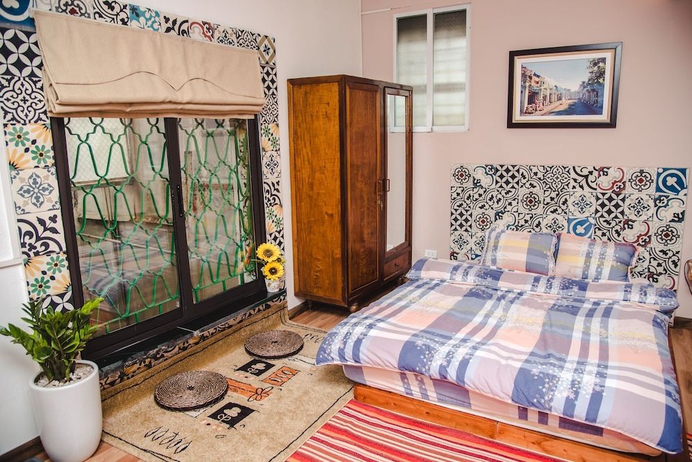 Hanah's Tiny Hanoi Homestay White Flat 3