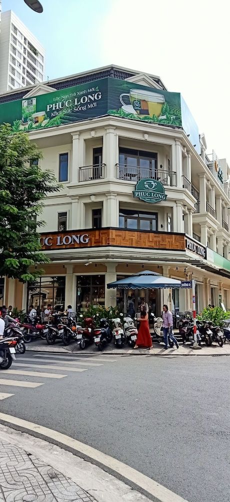 undefined Studio Apartment near Airport 8