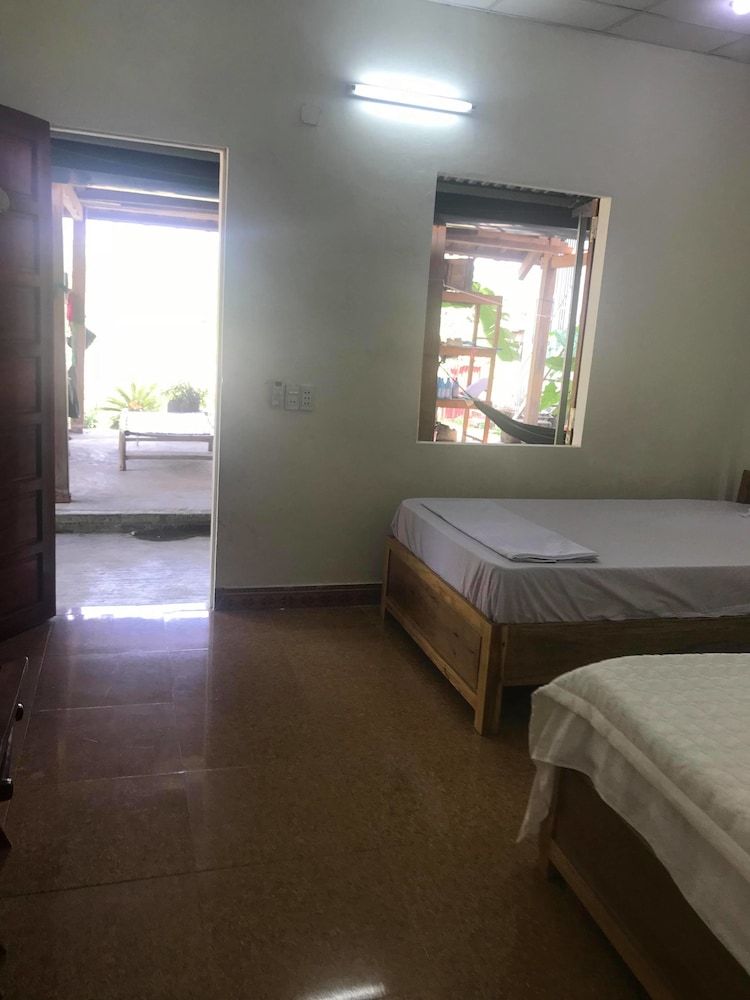 Mini Mansion Economy Triple Room, Multiple Beds 3