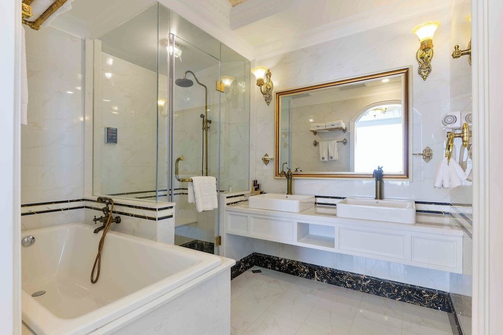 Lan Rung Beach Resort President Suite Ocean View - 2 Bedrooms 6