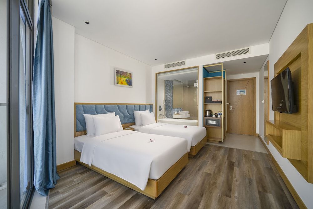 Premier Twin Room, Bathtub