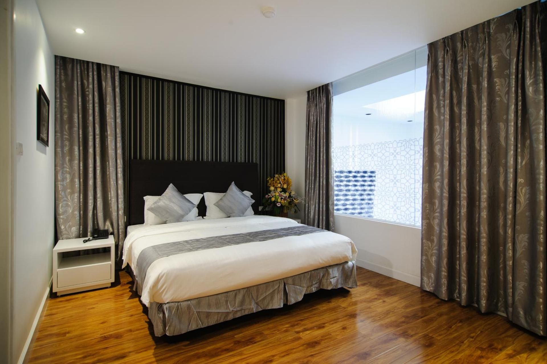 undefined Riverside Boutique Hotel 5