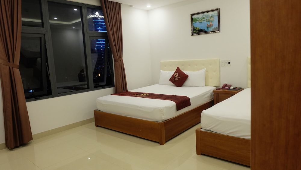 undefined Seaside Hotel 7